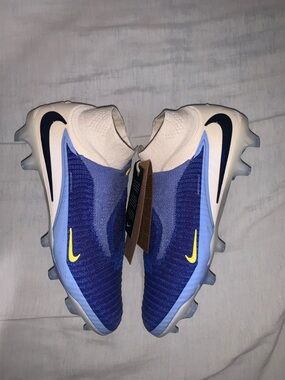 Nike Phantom 6 High Elite FG Fear Nothing Pack Size: 7